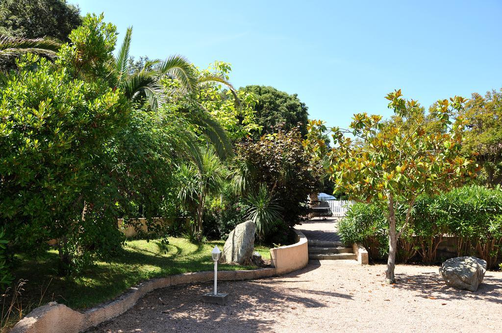 Sole E Mare Aparthotel Santa-Maria-Poggio  Eksteriør bilde
