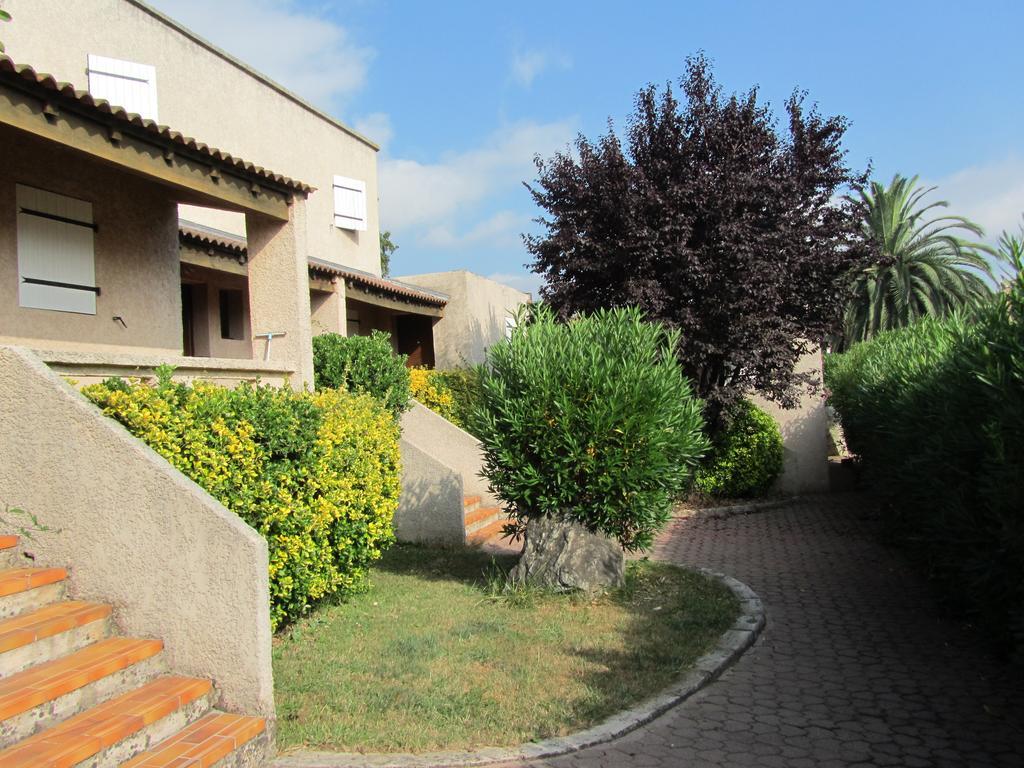 Sole E Mare Aparthotel Santa-Maria-Poggio  Eksteriør bilde